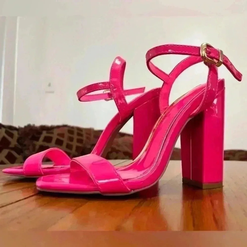 LILIANA Barbiecore Pink Block‎ Heel | size 5.5